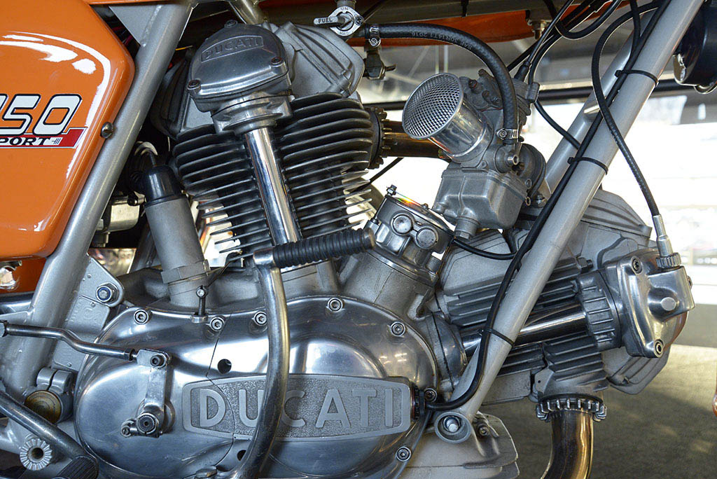 74 Ducati 750 Sport_(AC)_012