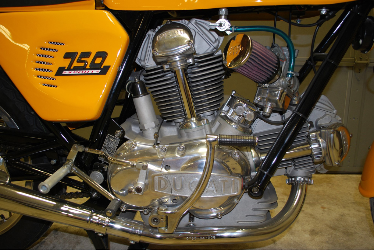 FS-1974-Sport-02