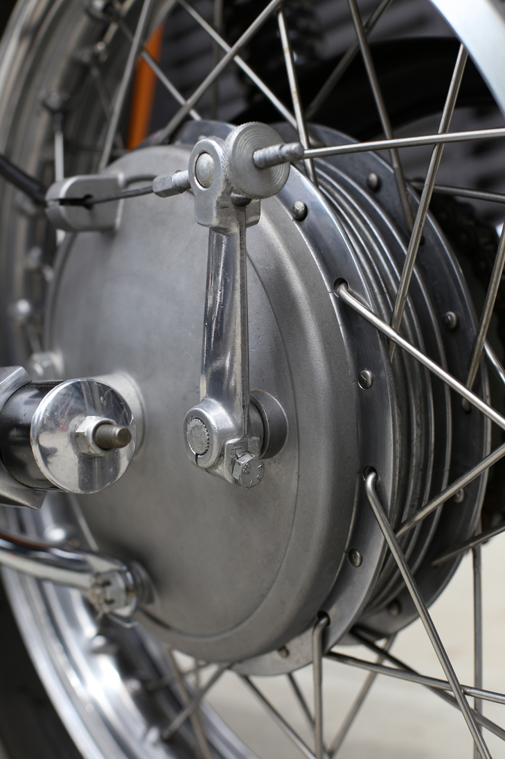Motoborgotaroducati750sport-12