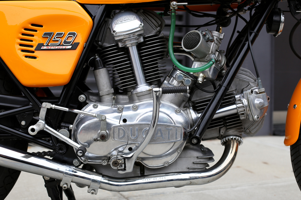 Motoborgotaroducati750sport-8