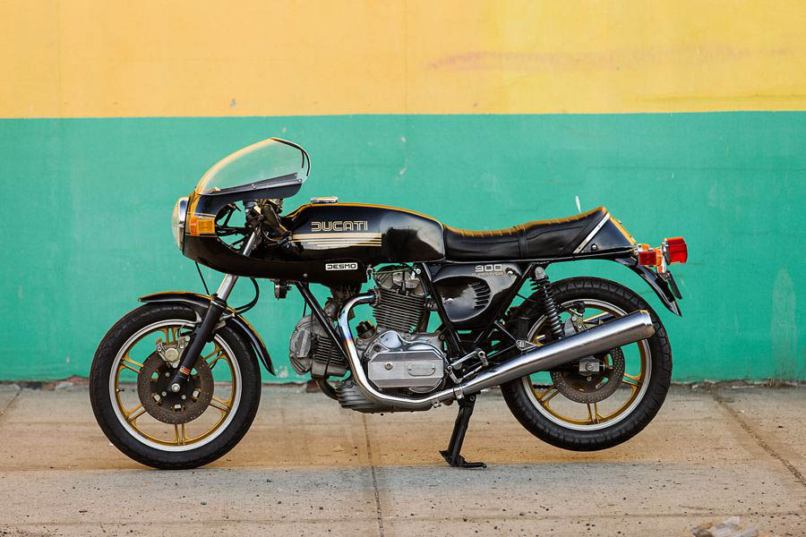 15_0507_Ducati_900sport_015
