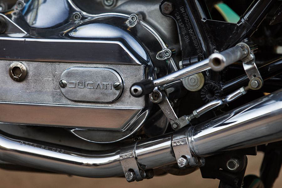 15_0507_Ducati_900sport_035