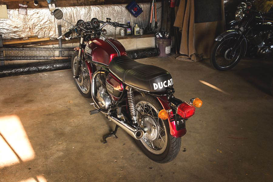 15_0517_Ducati_750_GT-2_024A