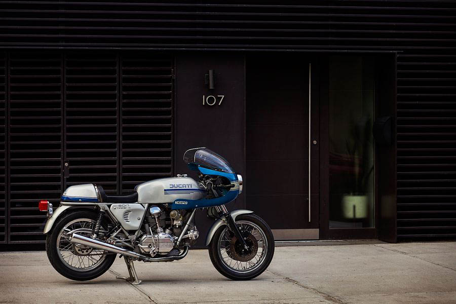 15_0522_Ducati_900SS_013