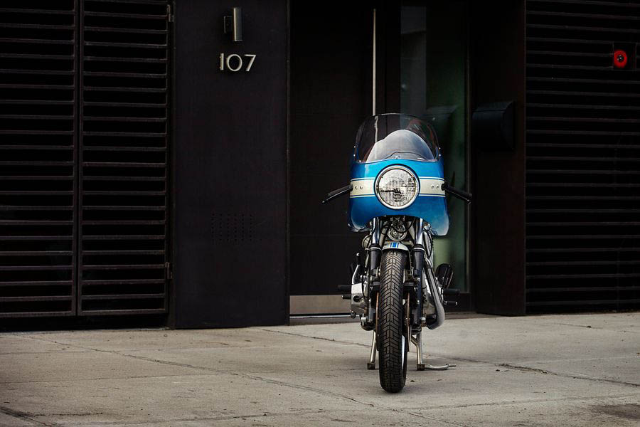 15_0522_Ducati_900SS_028