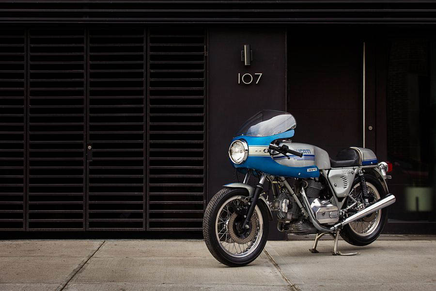 15_0522_Ducati_900SS_039