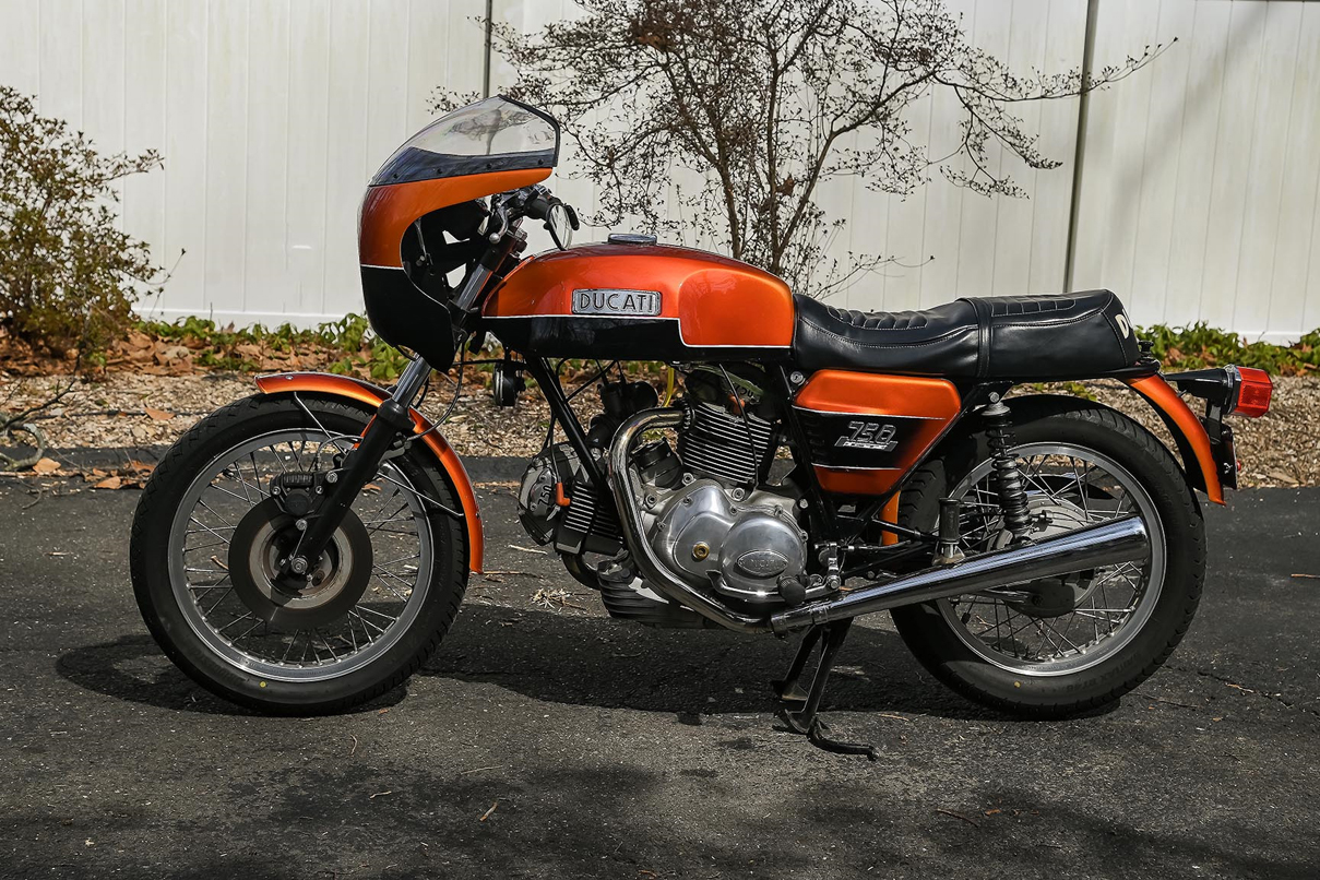 Ducati-750-GT010