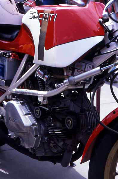 f05