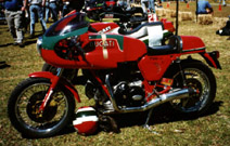 several 750 SS bikes...