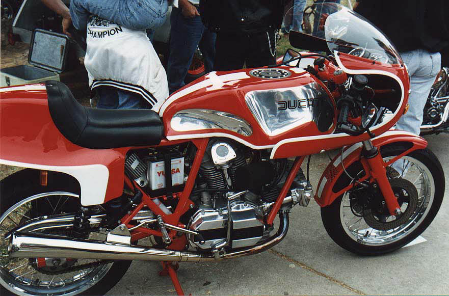 duc22-r