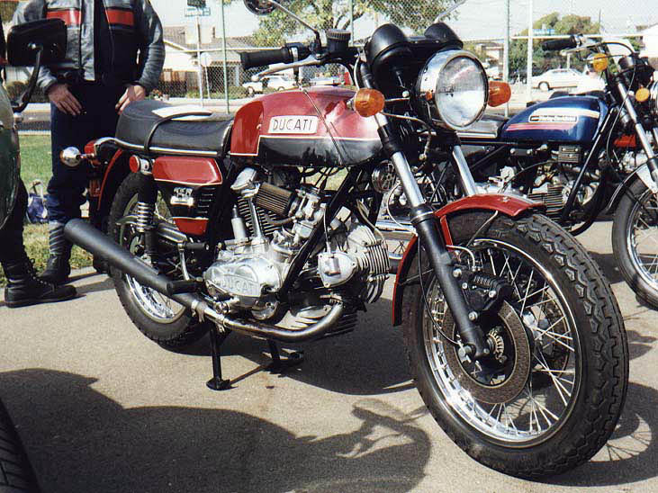 duc58-750gt